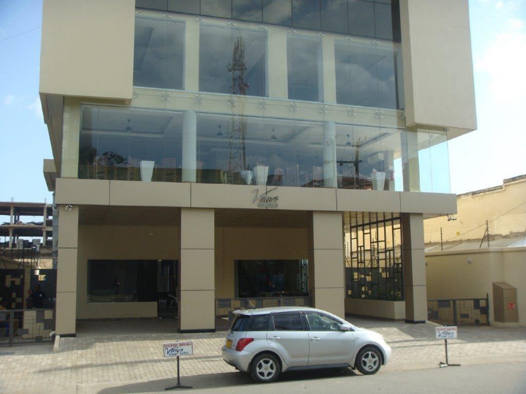 Venus Premier Hotel Arusha Exteriör bild