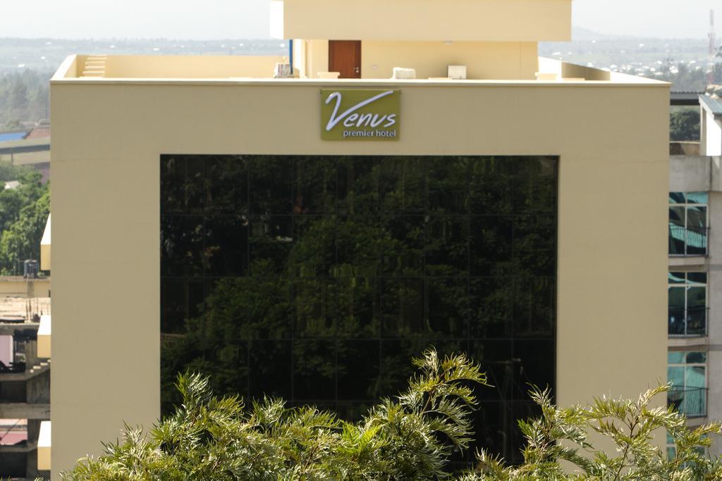 Venus Premier Hotel Arusha Exteriör bild