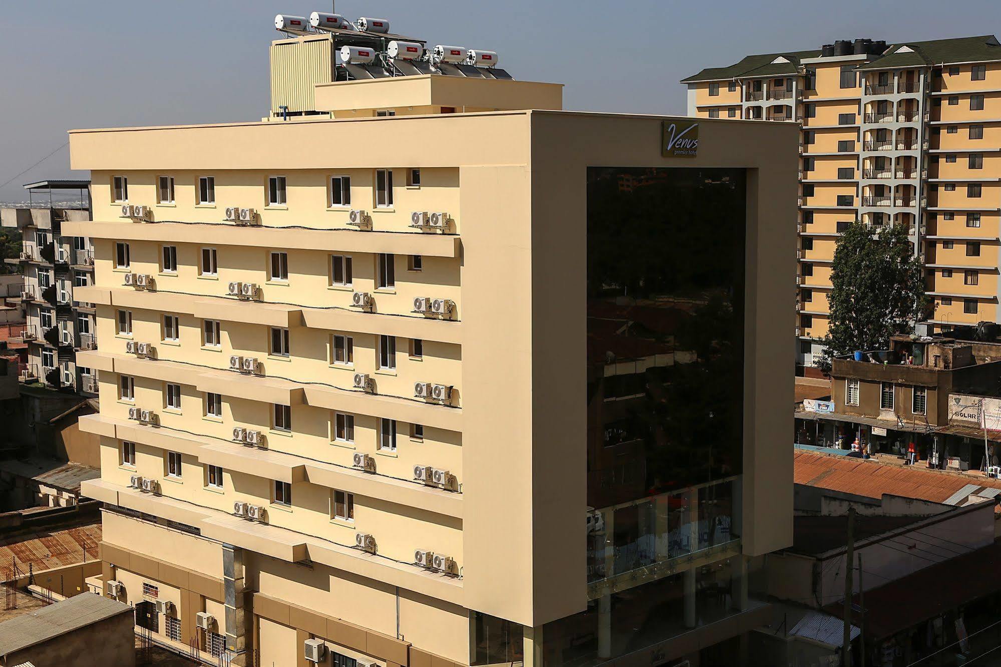 Venus Premier Hotel Arusha Exteriör bild